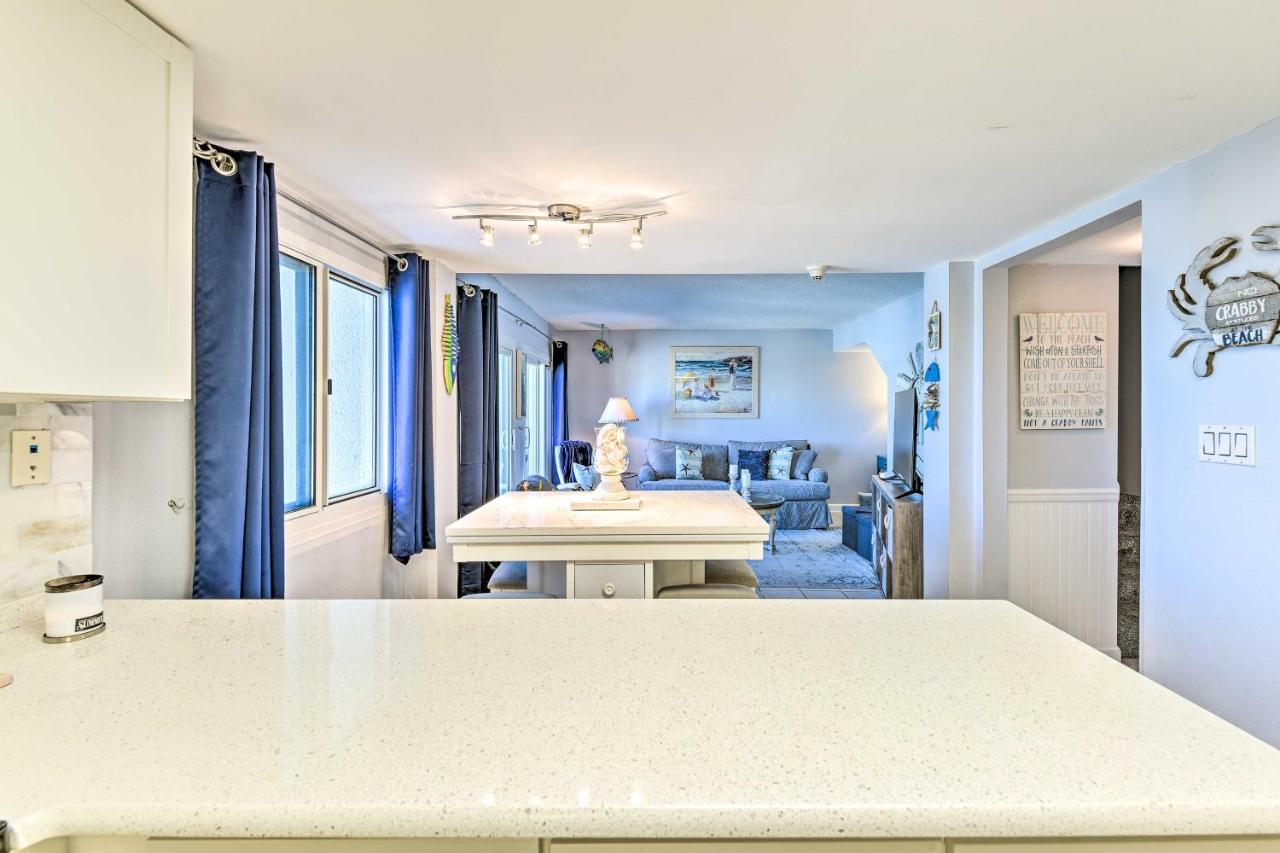 Panama City Beachfront Condo, Near Pier Park! Exterior photo