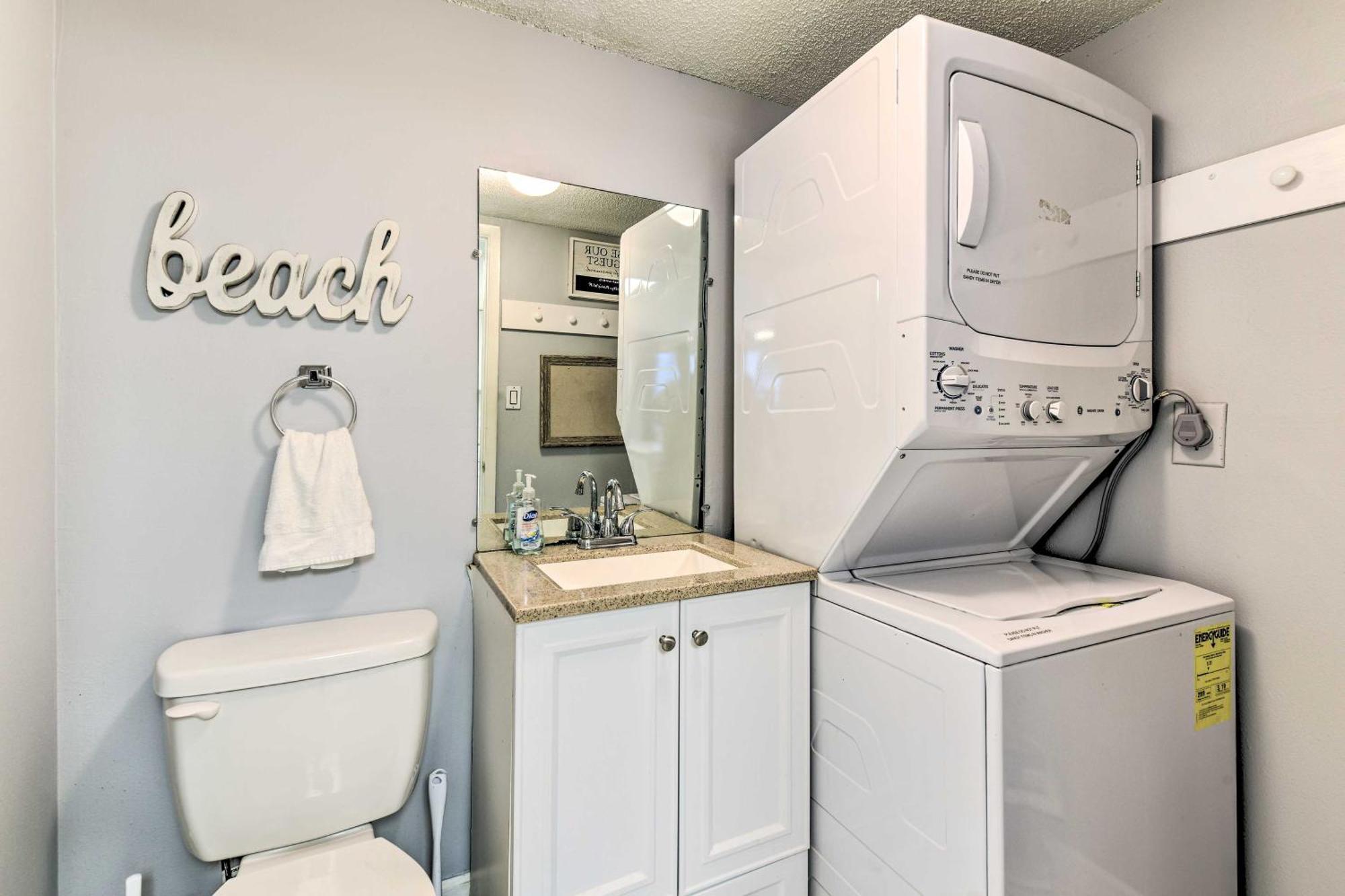 Panama City Beachfront Condo, Near Pier Park! Exterior photo