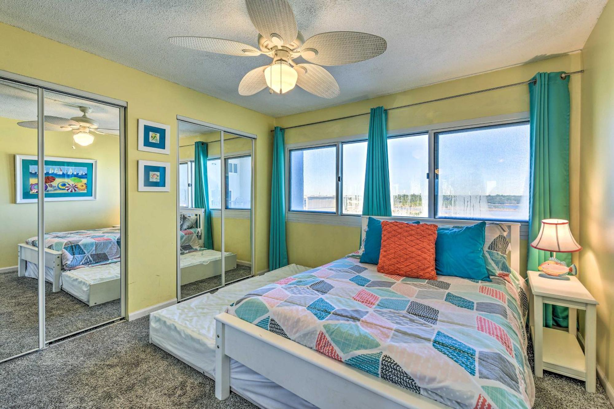 Panama City Beachfront Condo, Near Pier Park! Exterior photo