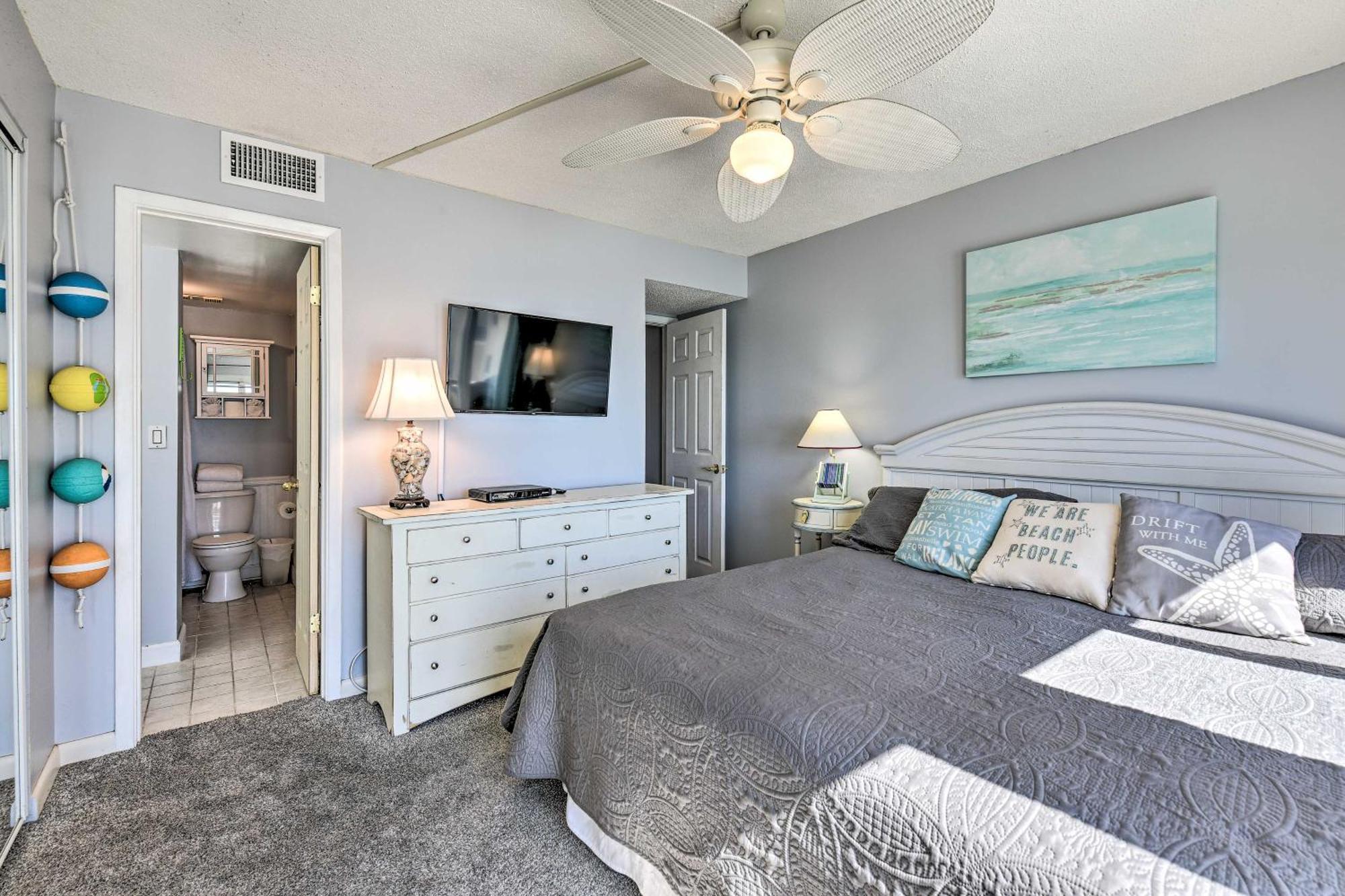 Panama City Beachfront Condo, Near Pier Park! Exterior photo