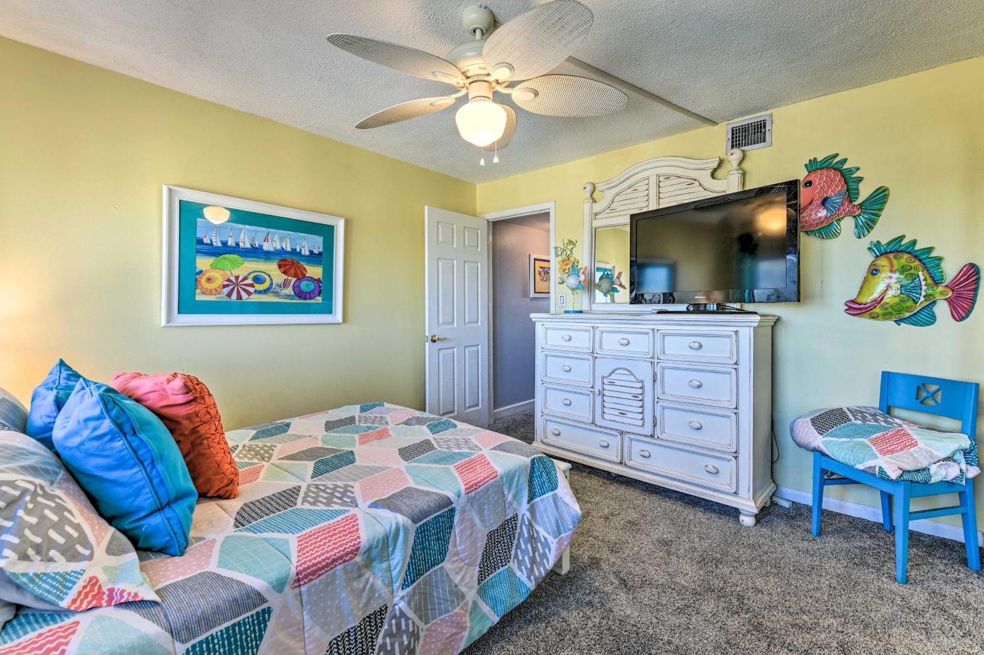 Panama City Beachfront Condo, Near Pier Park! Exterior photo